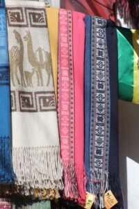 textile, fabrics, patterns, shapes, colors, awayo, manta, bolivia